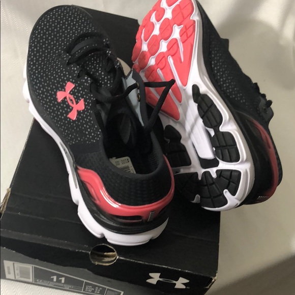 UnderArmour (Sz11Only) Speedform Intake 2 Running - Picture 8 of 8